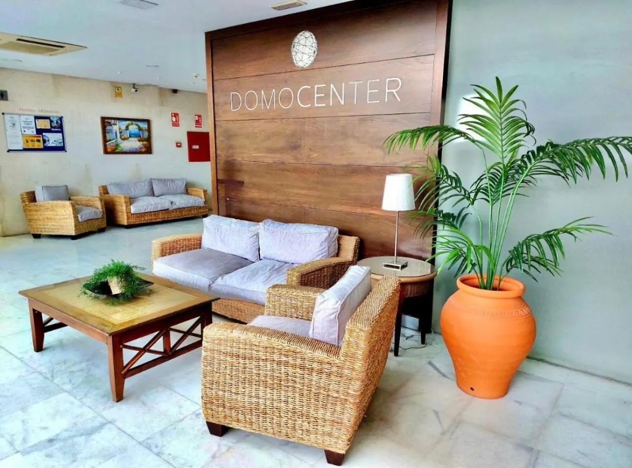 Aparthome Domocenter Bormujos Spain