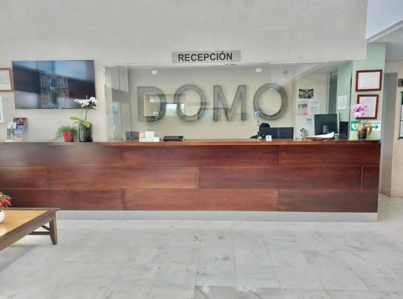 Aparthome Domocenter Bormujos 0*,