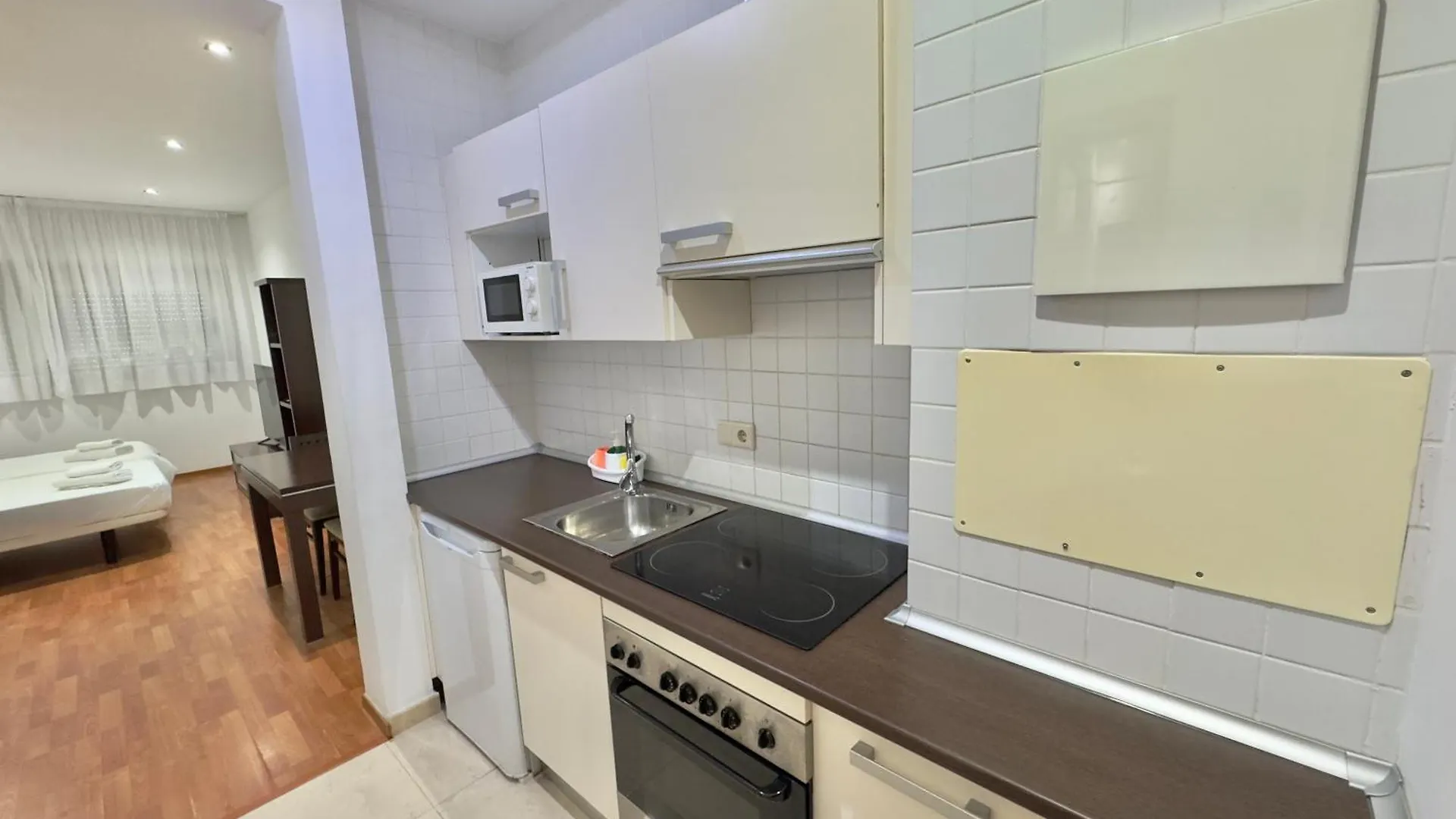 Aparthome Domocenter Bormujos Spain